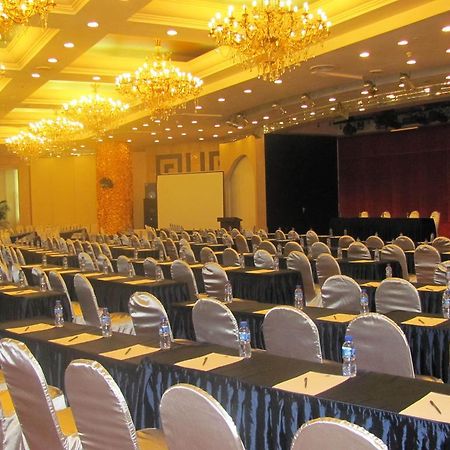 Best Western New Century Hotel Shanghai Buitenkant foto