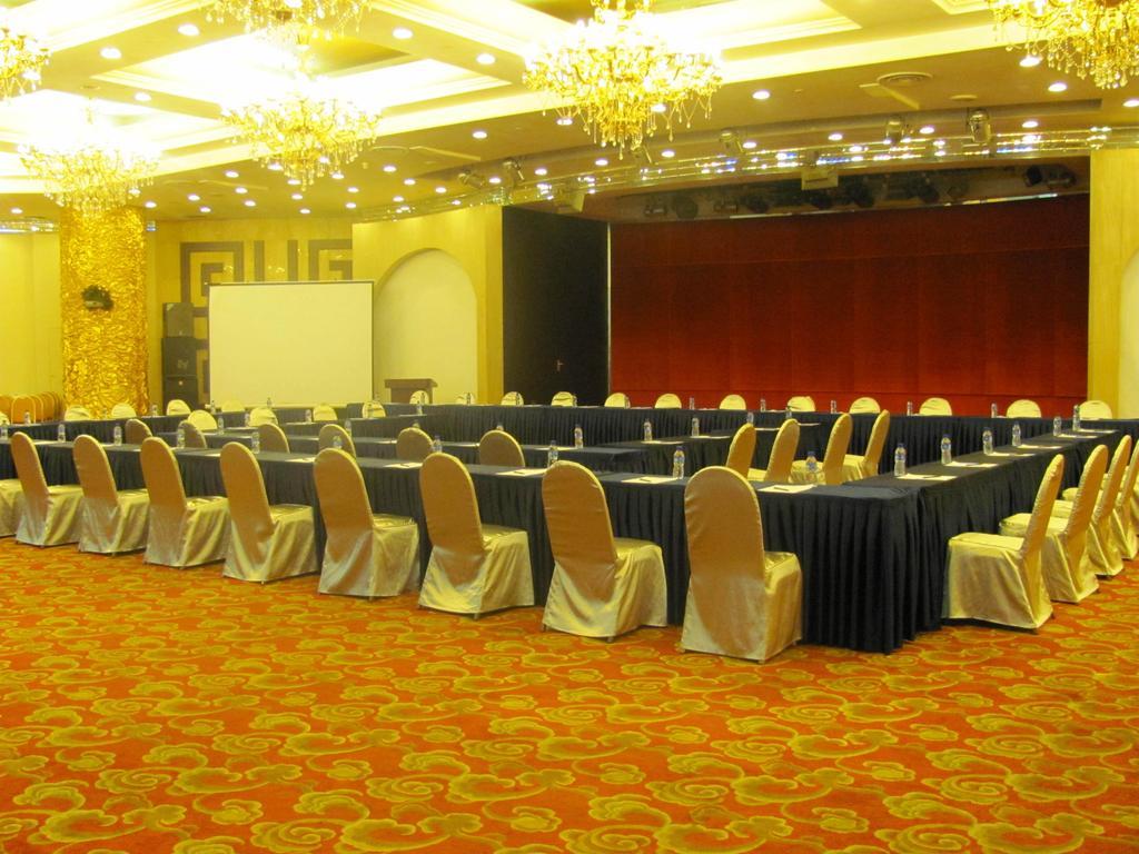 Best Western New Century Hotel Shanghai Buitenkant foto