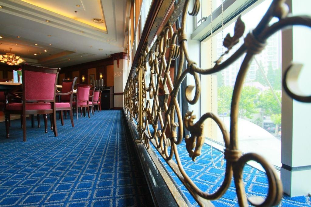 Best Western New Century Hotel Shanghai Buitenkant foto